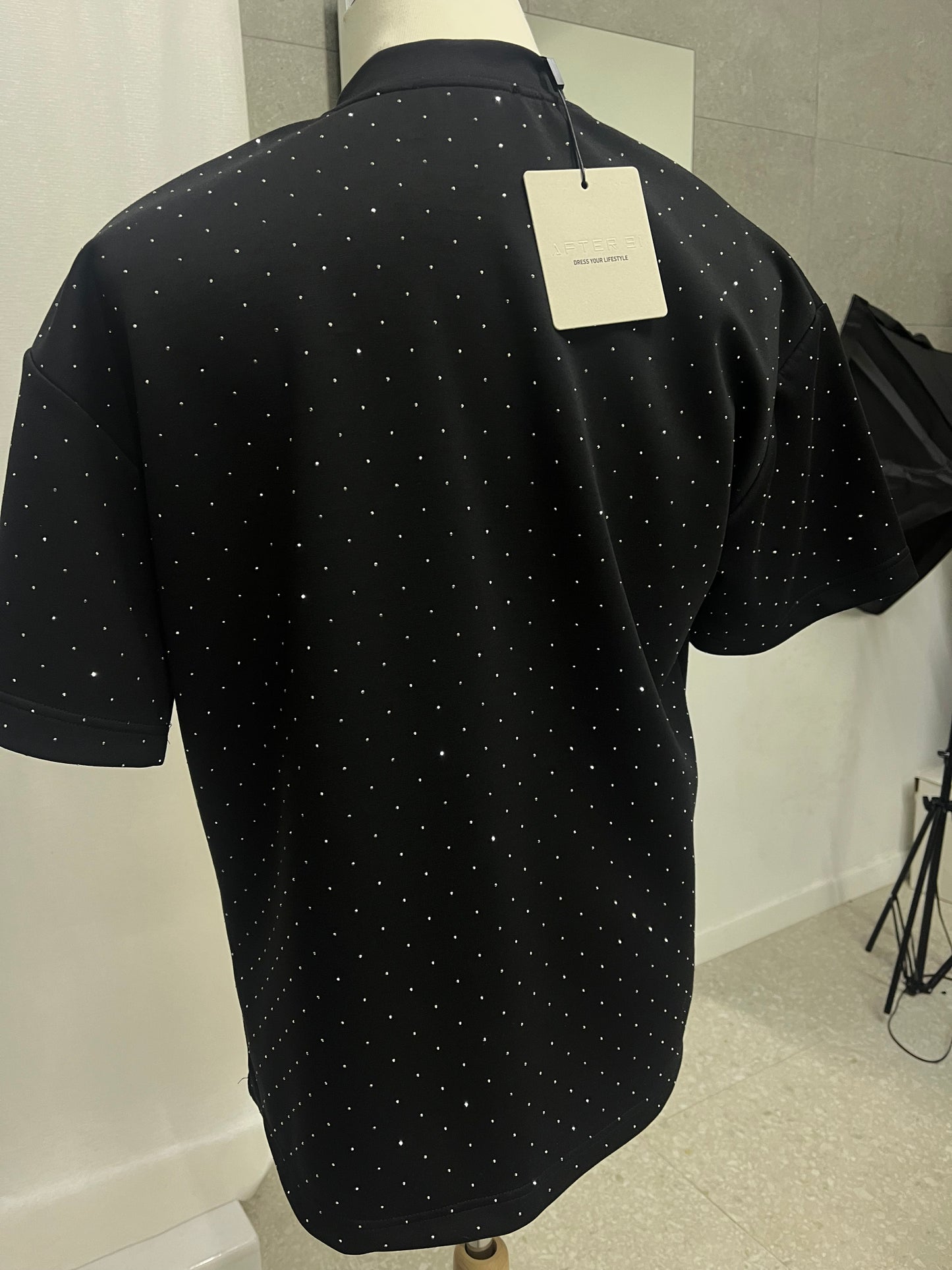 T-shirt con brillanti