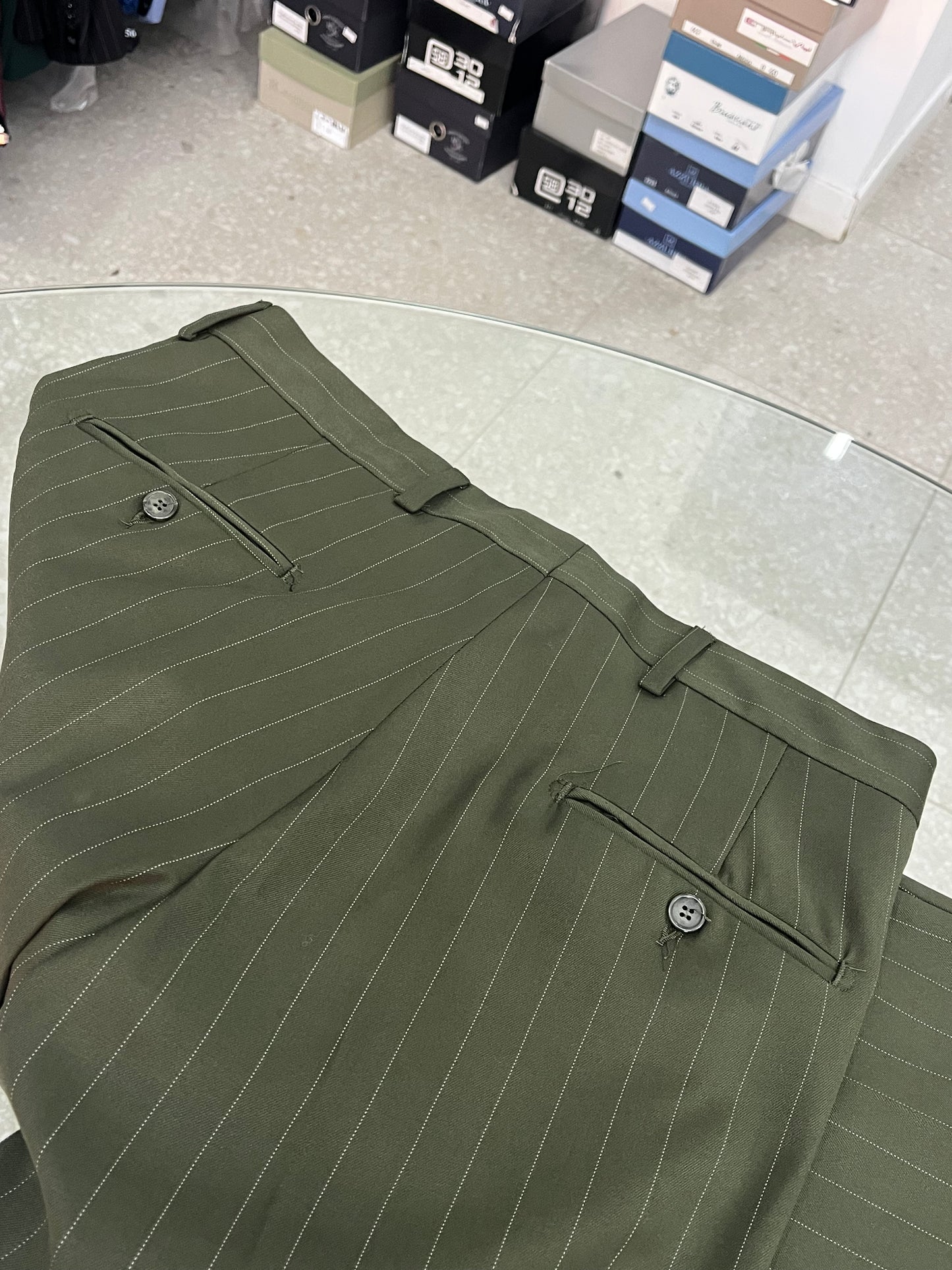 abito gessato verde