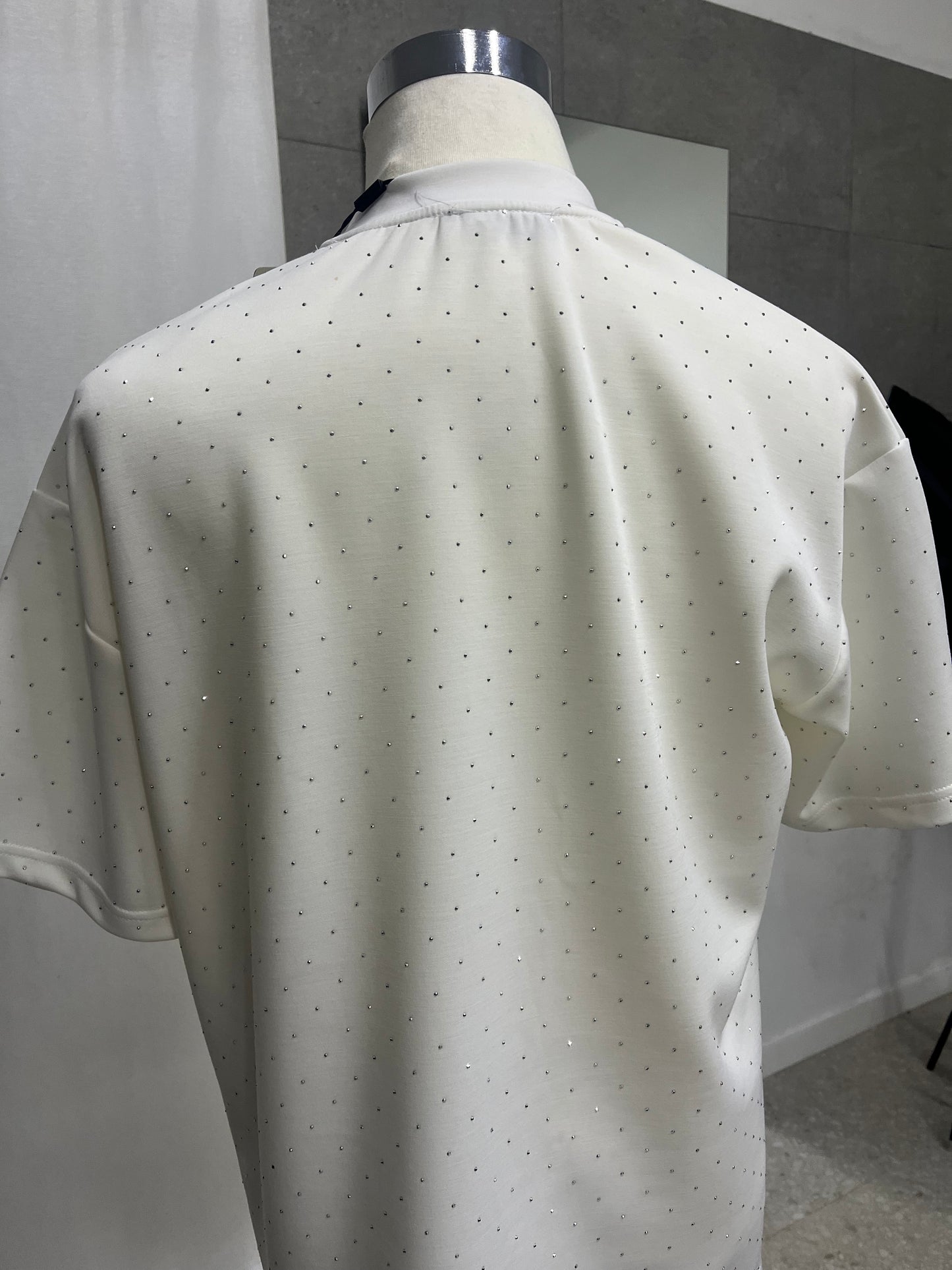 T-shirt con brillanti