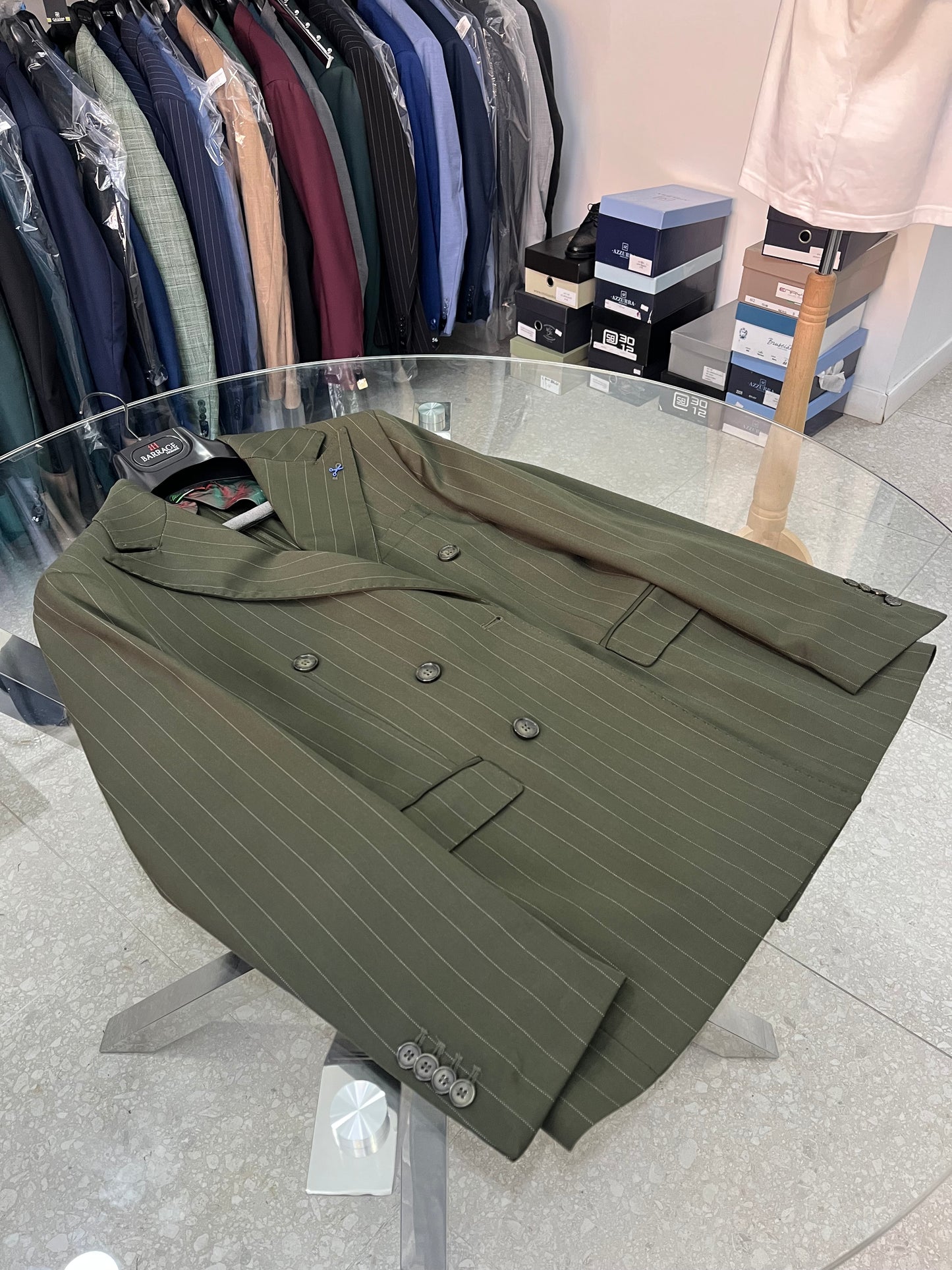 abito gessato verde