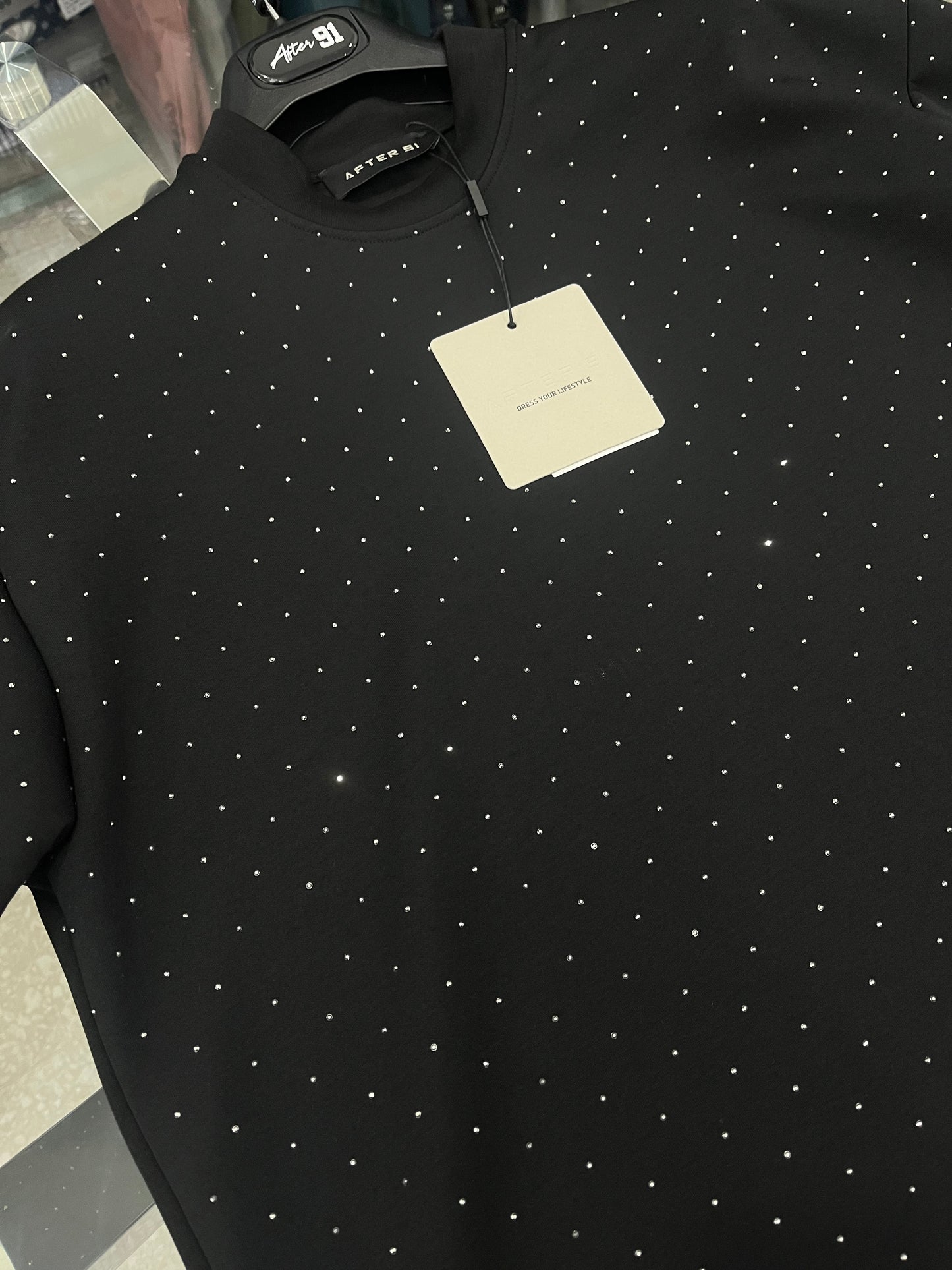 T-shirt con brillanti