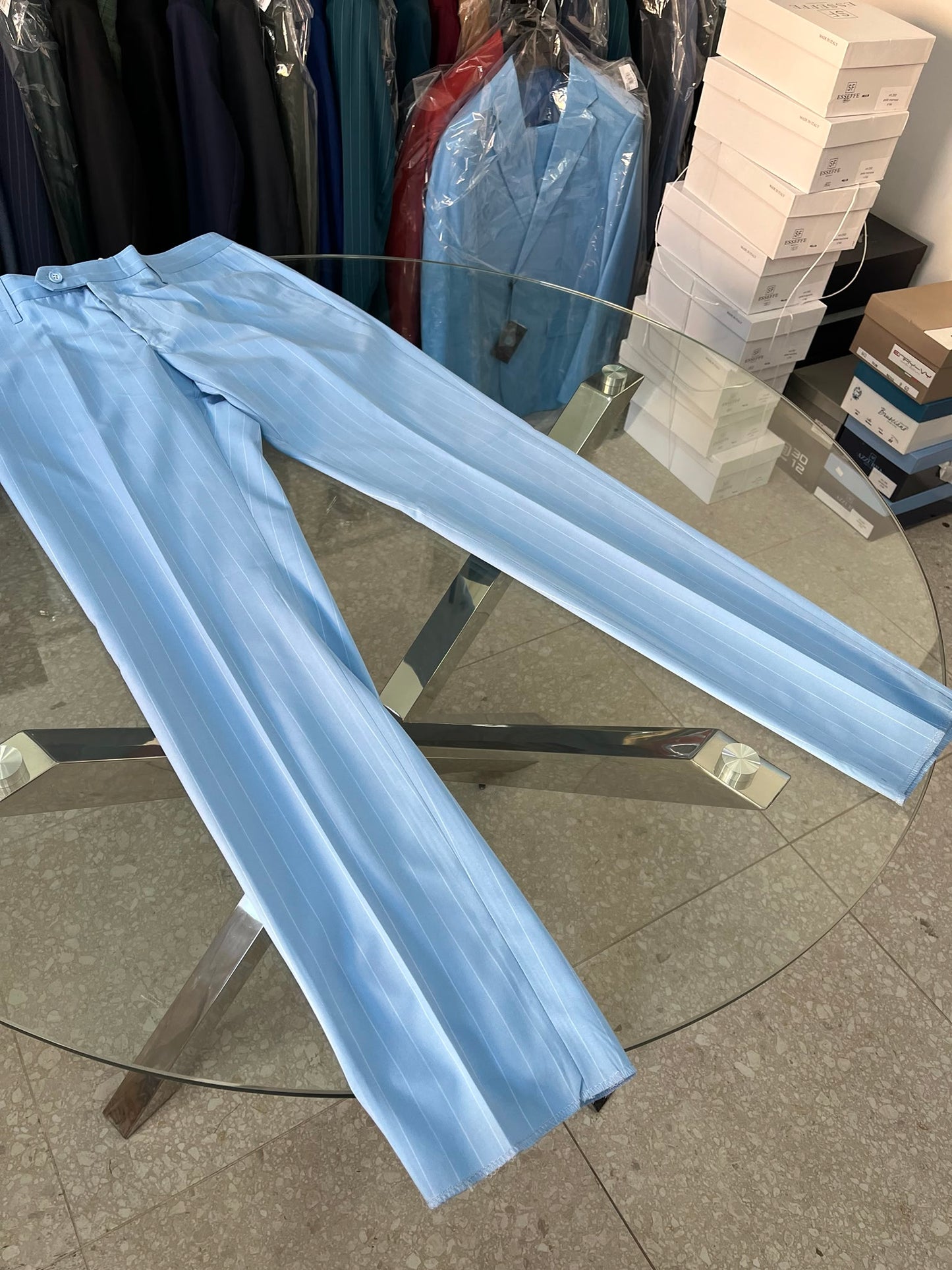 Doppio petto azzurro gessato