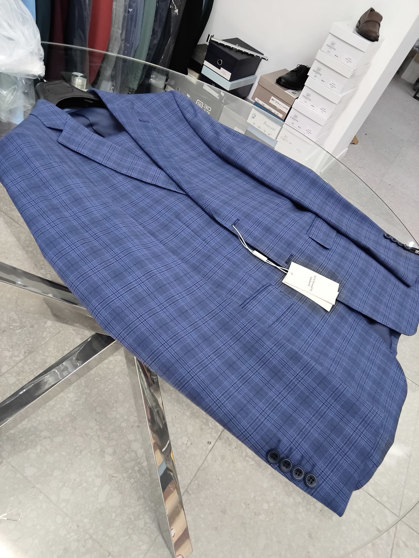 Monopetto blu a scacchi