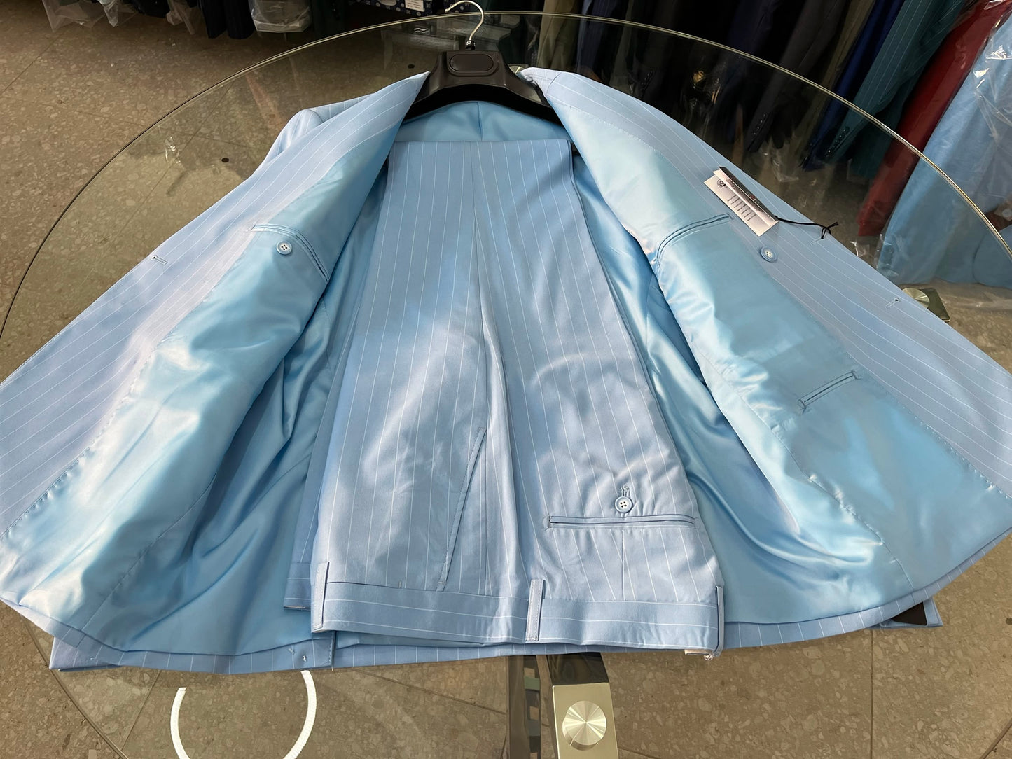 Doppio petto azzurro gessato