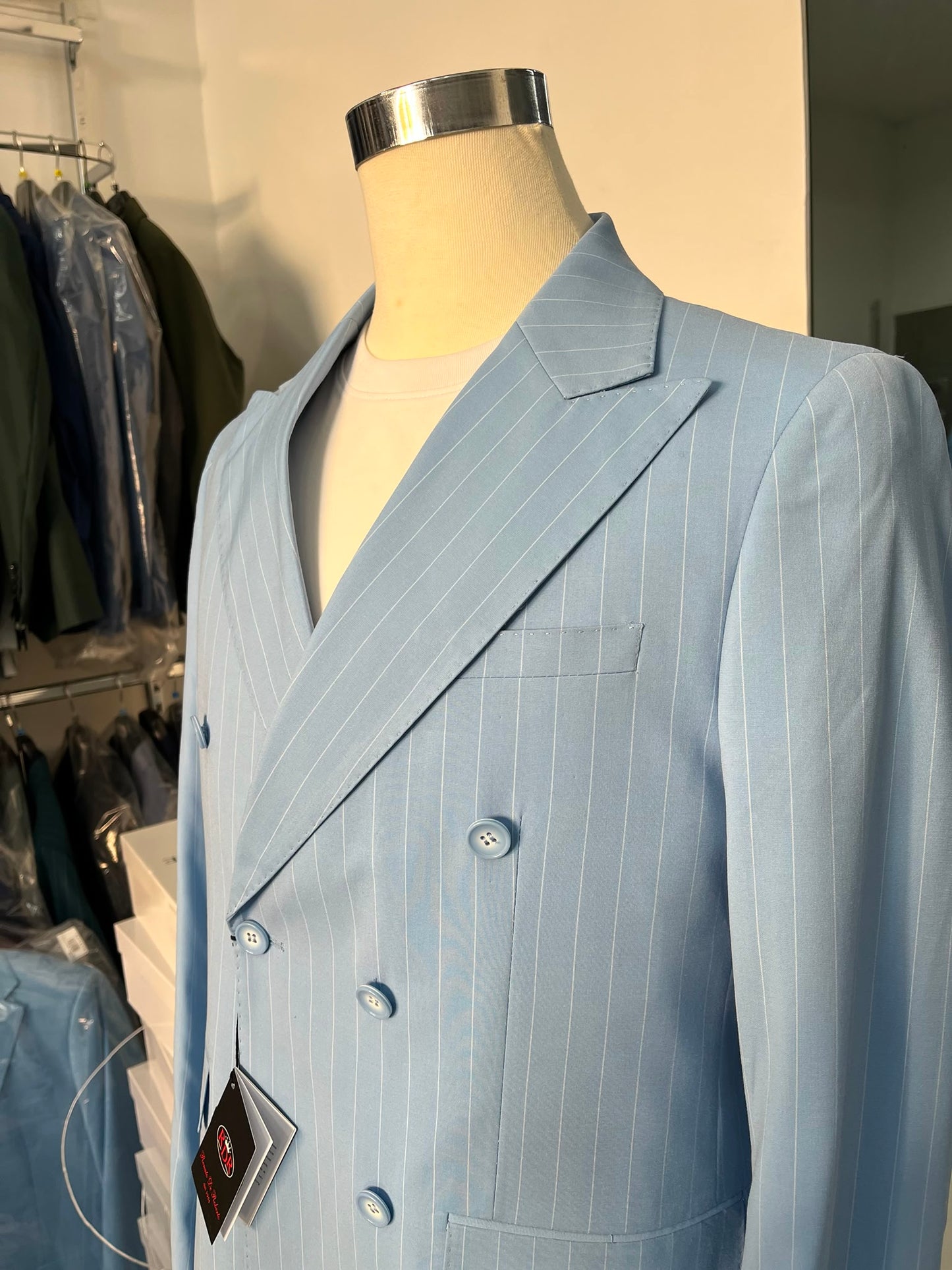 Doppio petto azzurro gessato