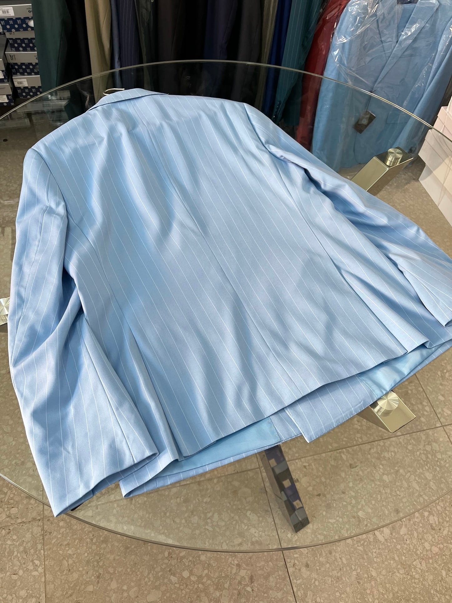 Doppio petto azzurro gessato